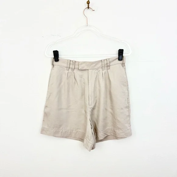 Abercrombie & Fitch Tailored Pleated Shorts Beige - Picture 2 of 6
